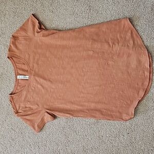 Lululemon shirt